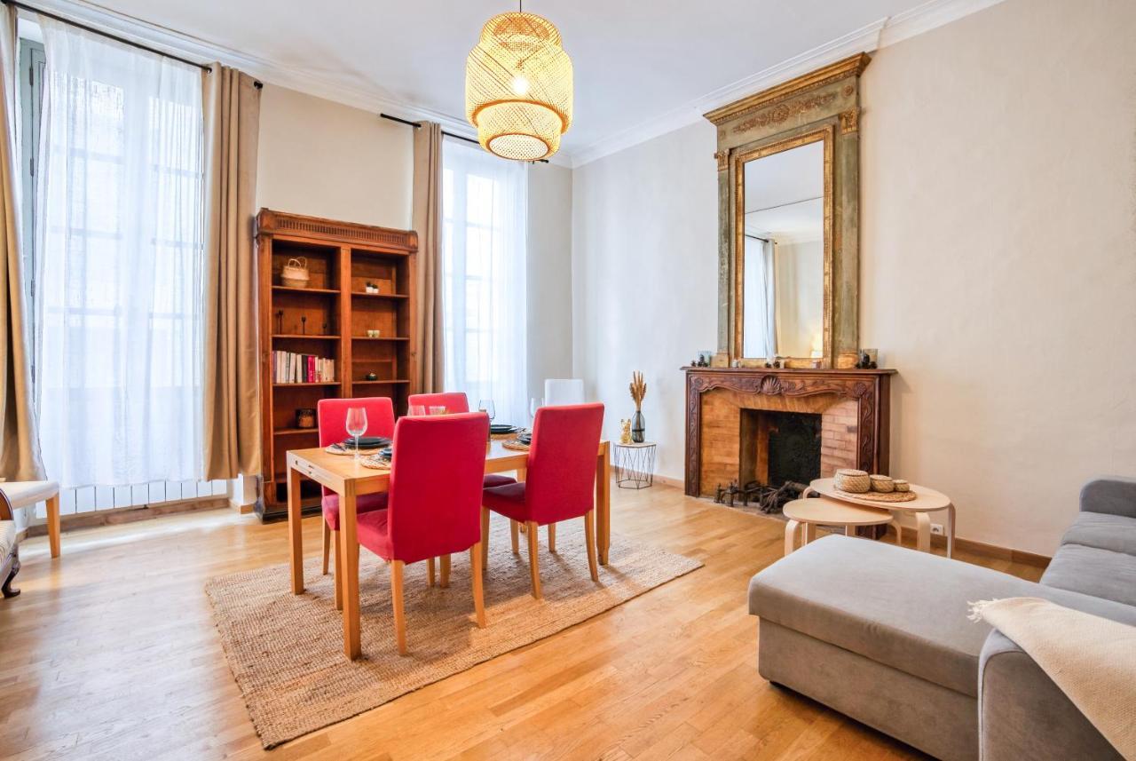 Superbe Appartement 95M2 Proche Arenes- Parking Offert Nîmes Kültér fotó