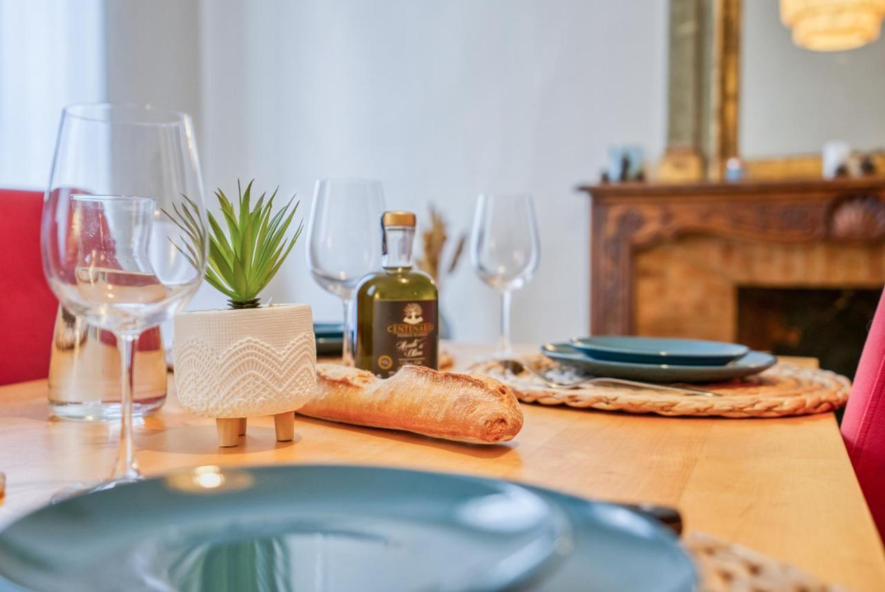 Superbe Appartement 95M2 Proche Arenes- Parking Offert Nîmes Kültér fotó