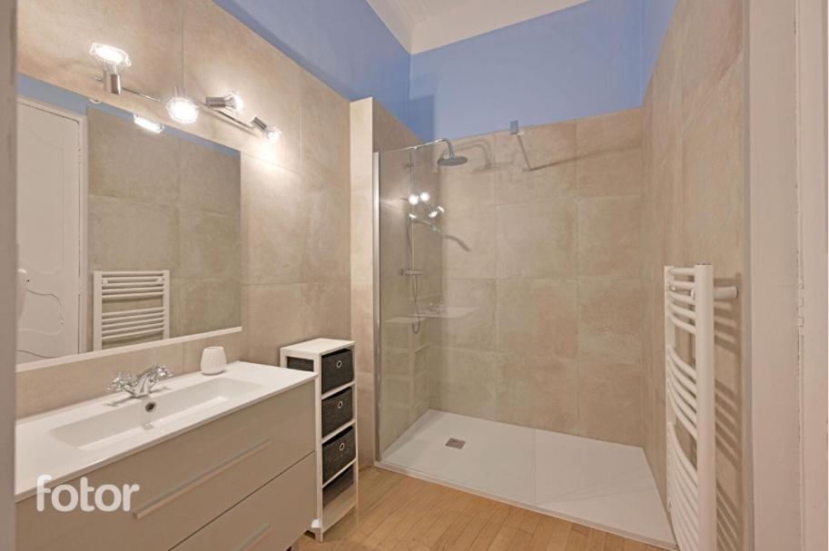 Superbe Appartement 95M2 Proche Arenes- Parking Offert Nîmes Kültér fotó
